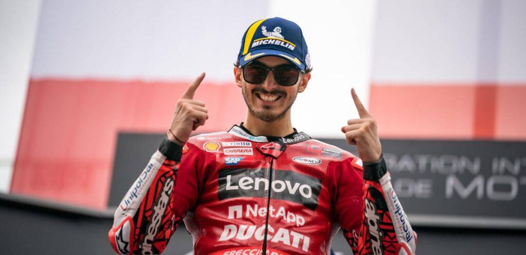 Davide Tardozzi sul rinnovo di Bagnaia: “Ha chiesto a Ducati ancora più prestazione. Su chi sarà il suo compagno…”