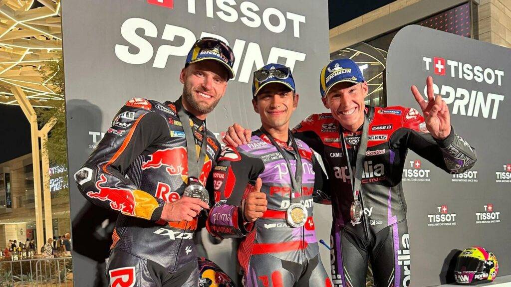 Jorge Martin, Brad Binder e Aleix Espargaro, i tre piloti sul podio nella Sprint Race di apertura in Qatar del campionato MotoGP 2024