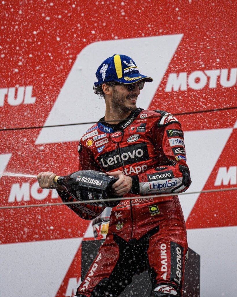 MotoGP Mappa 8: Bagnaia mette al guinzaglio Martinator