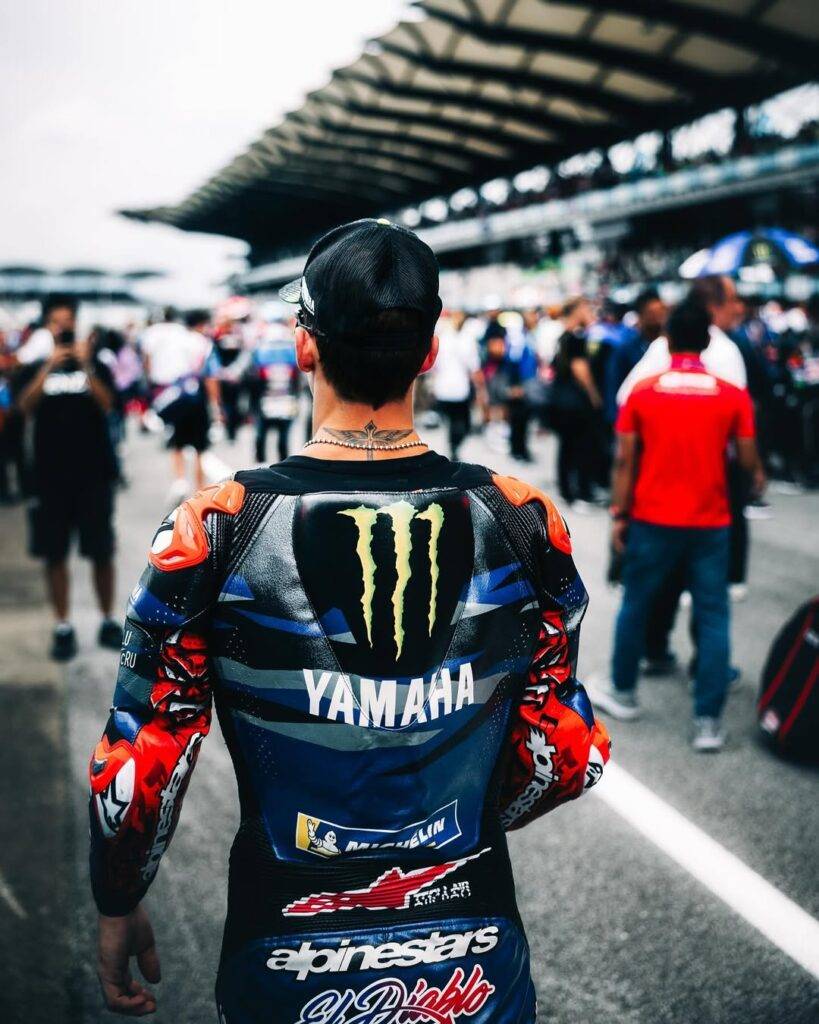 L’inizio di un’altra era per Yamaha. Le foto della nuovissima M1 MotoGP