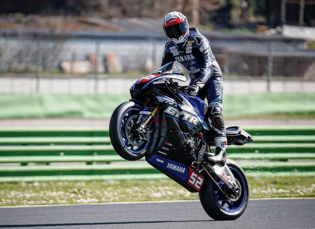 [VIDEO] Avete visto il giro fenomenale di Alessandro Delbianco a Vallelunga? Ecco l’on board del pilota Yamaha.