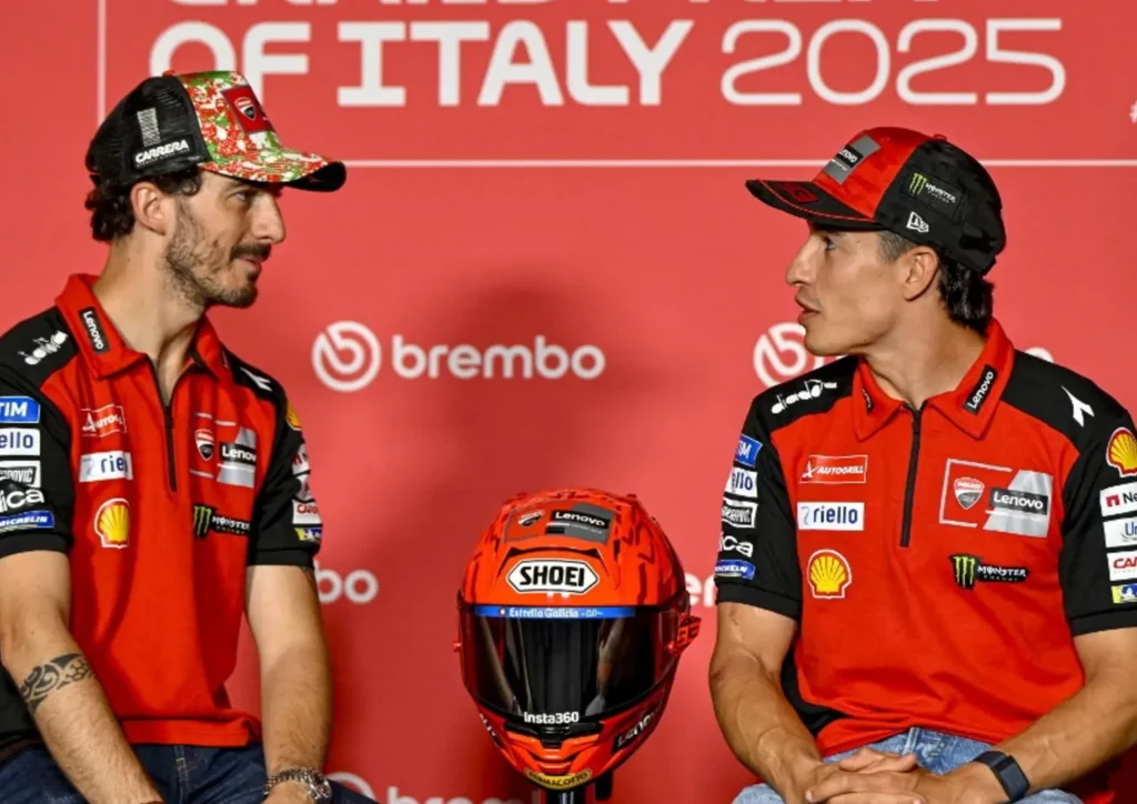 Pecco Bagnaia e Marc Marquez in conferenza stampa