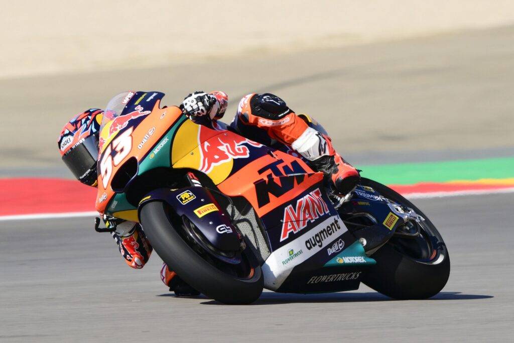 
Deniz Oncu in sella alla Kalex del team KTM Avant Ajo ad Aragon in Moto2