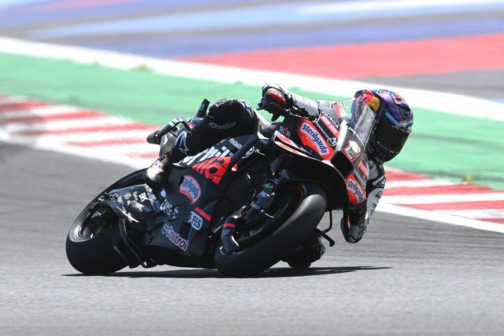 Jorge Martin in sella all'Aprilia